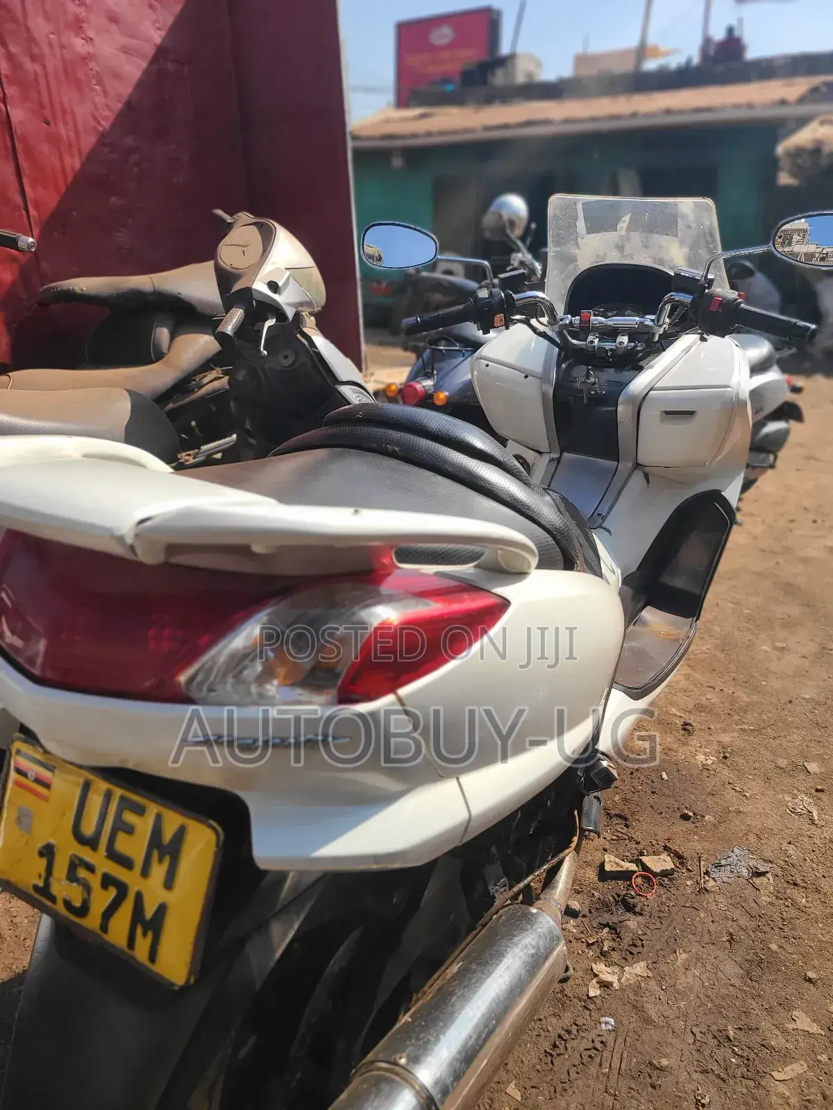 Yamaha Majesty 2021 White