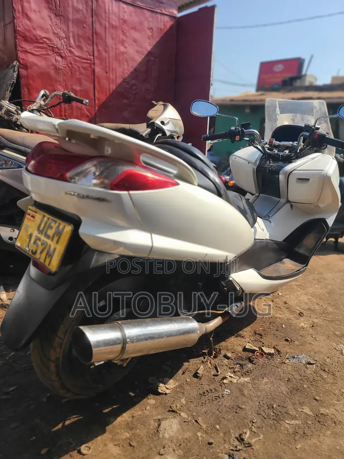 Yamaha Majesty 2021 White