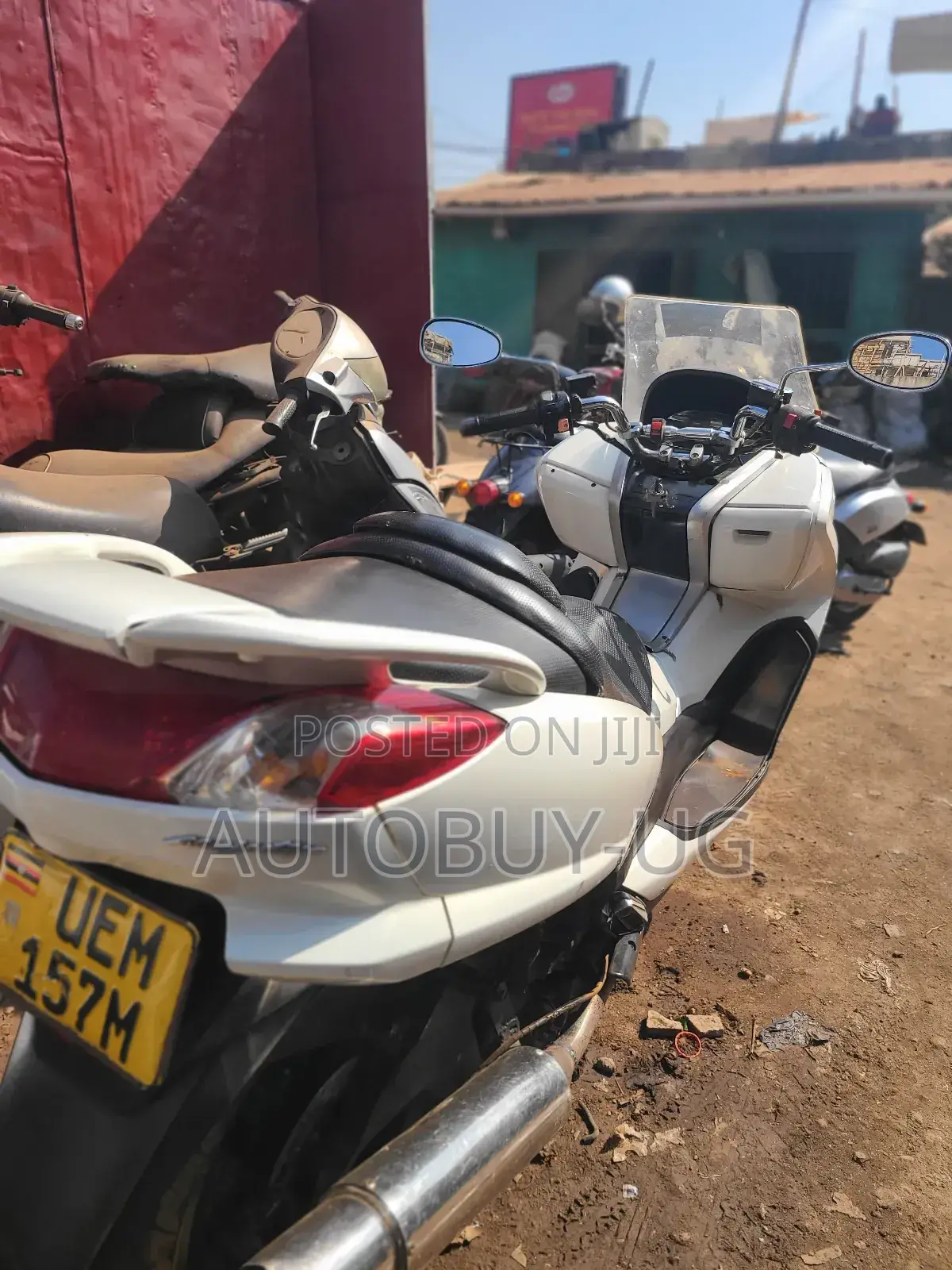 Yamaha Majesty 2021 White