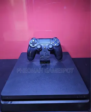 Ps4 Boosted Combo, Two Controllers, 20 Games Loaded, Crisp Game Flow.