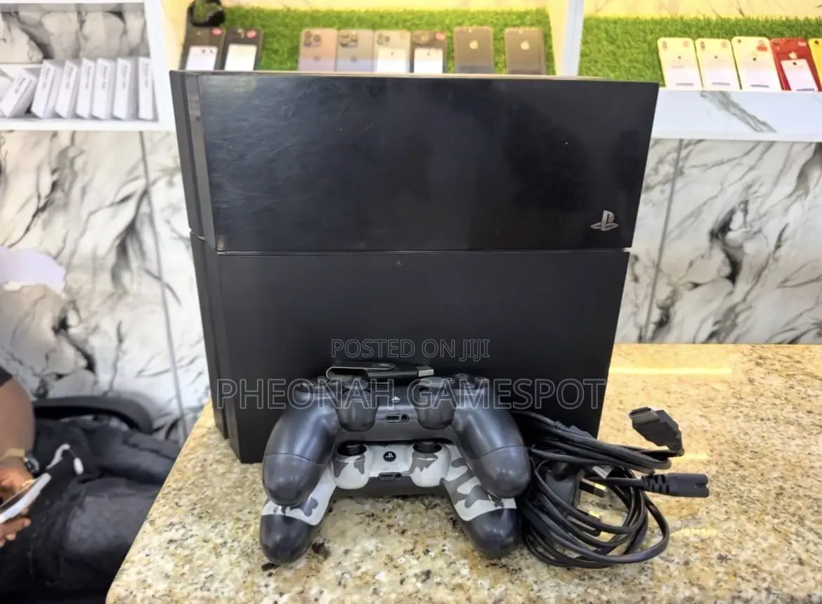 Ps4 Dynamic Kit, Two Controllers, 19 Games Installed, Steady Clean Fun