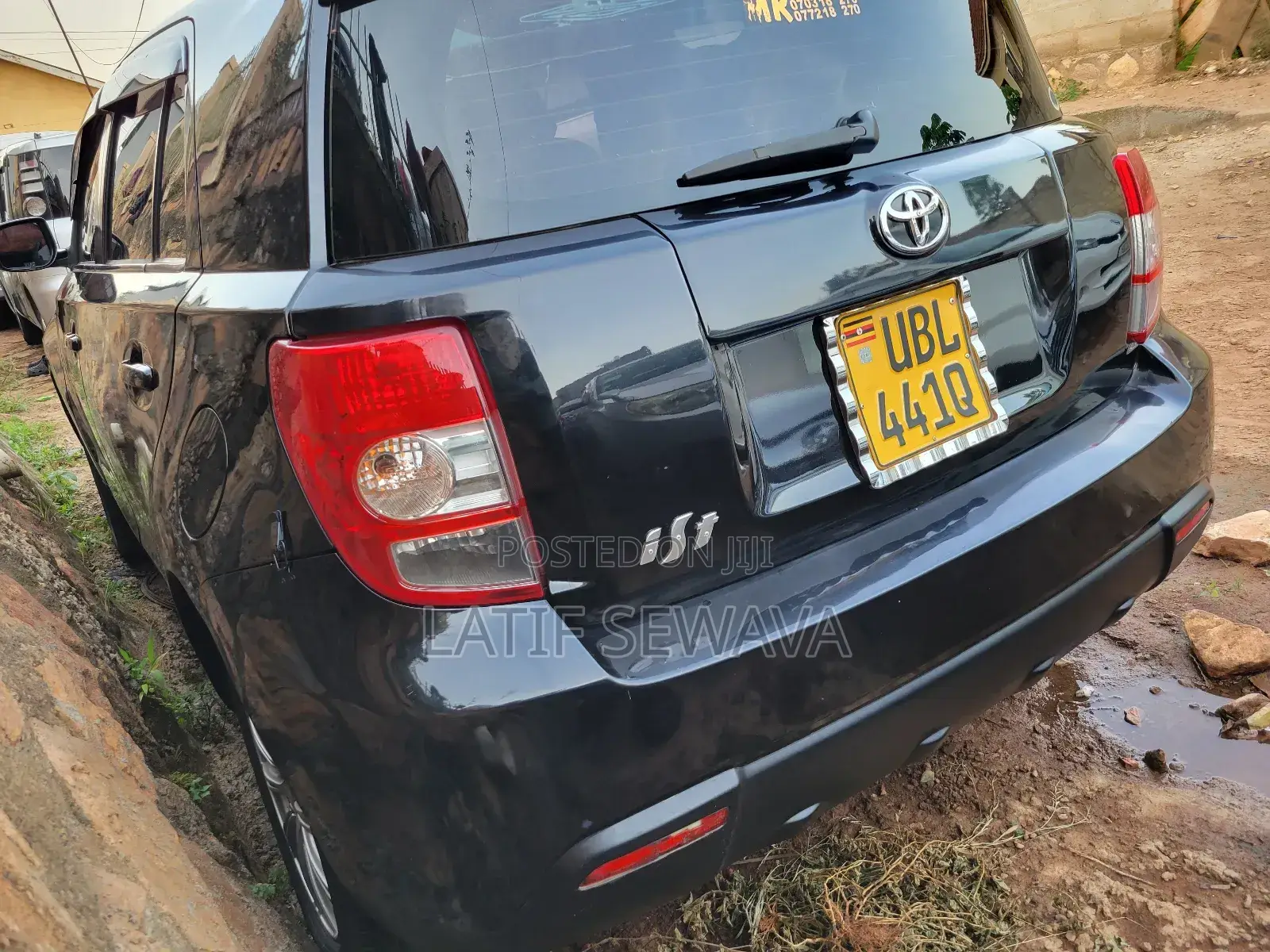 Toyota IST 2010 Black