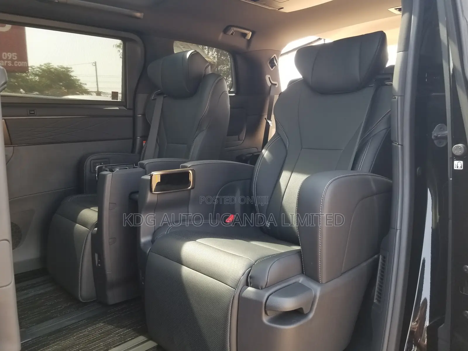 New Toyota Alphard 2.4 Petrol AWD 2023 Black