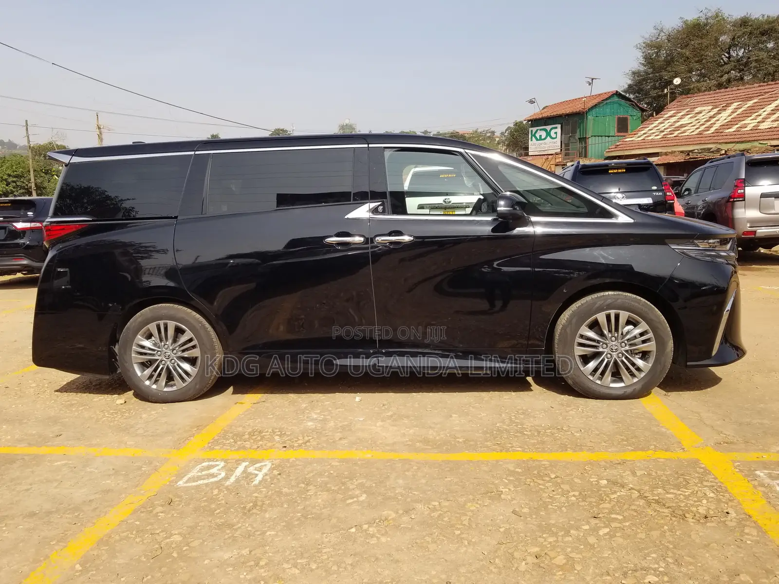 New Toyota Alphard 2.4 Petrol AWD 2023 Black