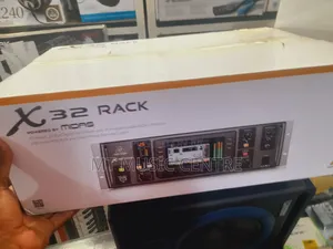Behringer X32 Rack