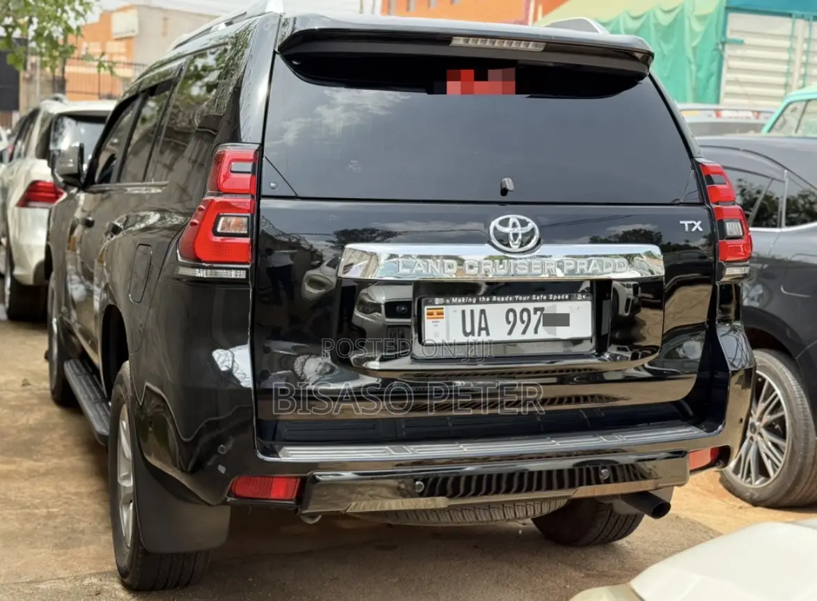 Toyota Land Cruiser Prado 2.7 2021 Black