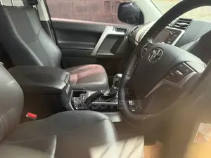 Toyota Land Cruiser Prado 2.7 2021 Black