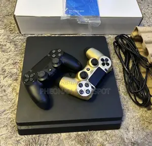 Ps4 Smart Kit, Two Controllers, 12 Games Installed, Bright Response.
