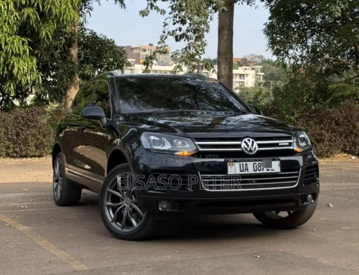 Volkswagen Touareg Hybrid 2012 Black