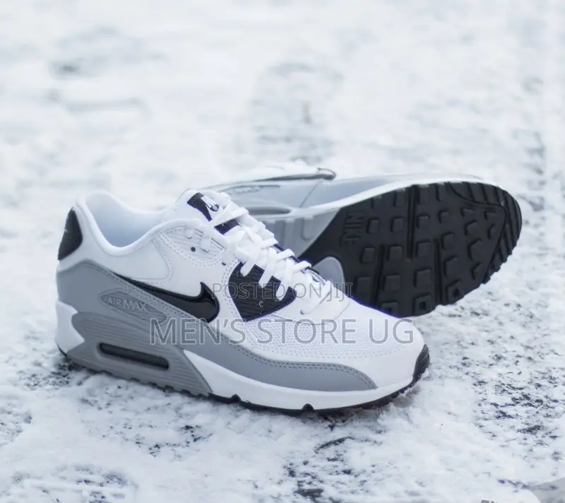 Nike Air Max 90 Gray And White Classic Sneakers For Both Women And Men