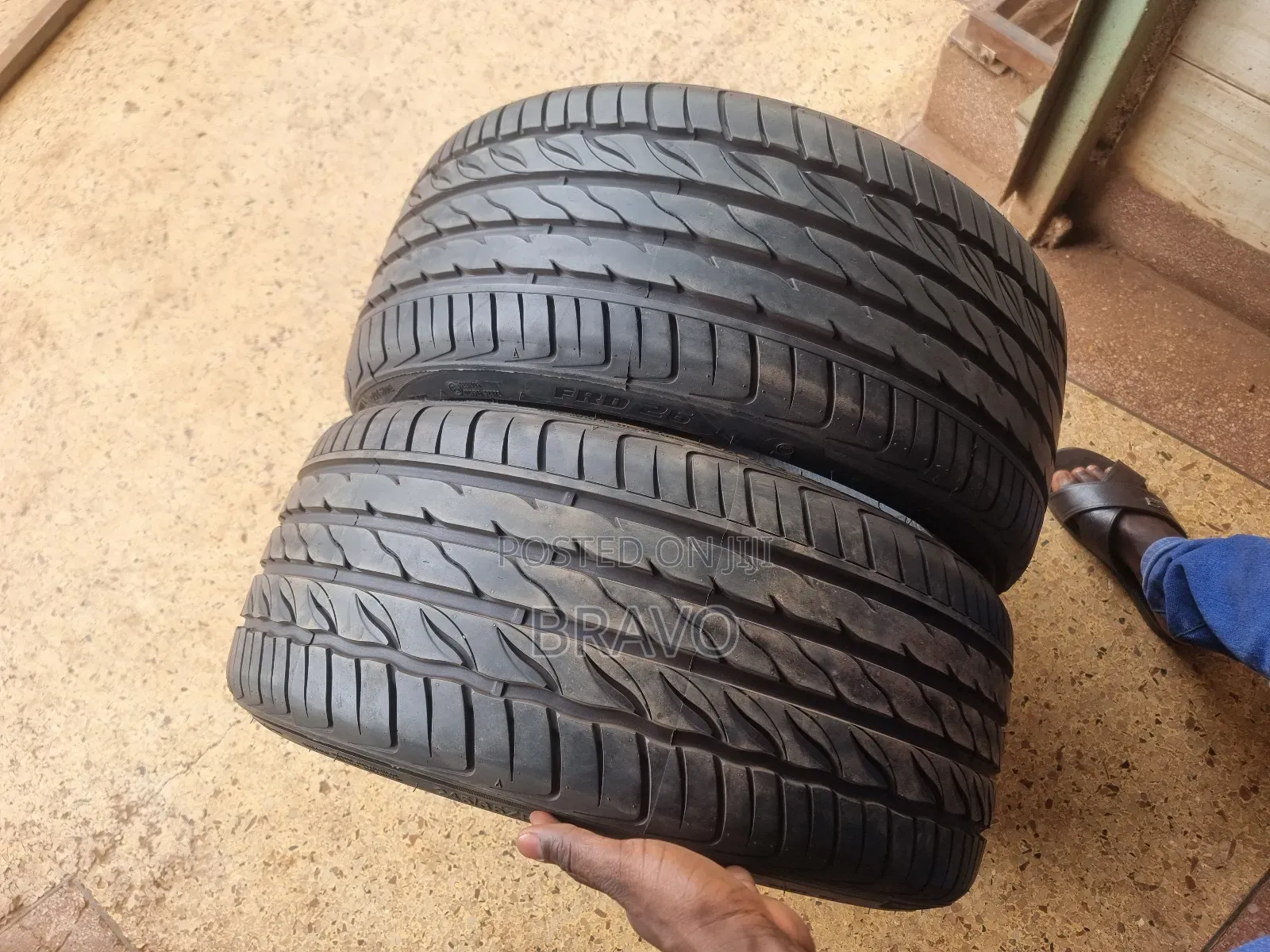 245/35r20 Forroad in Good Condition for Benz.