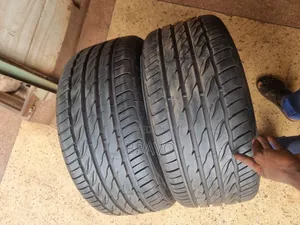 245/35r20 Forroad in Good Condition for Benz.