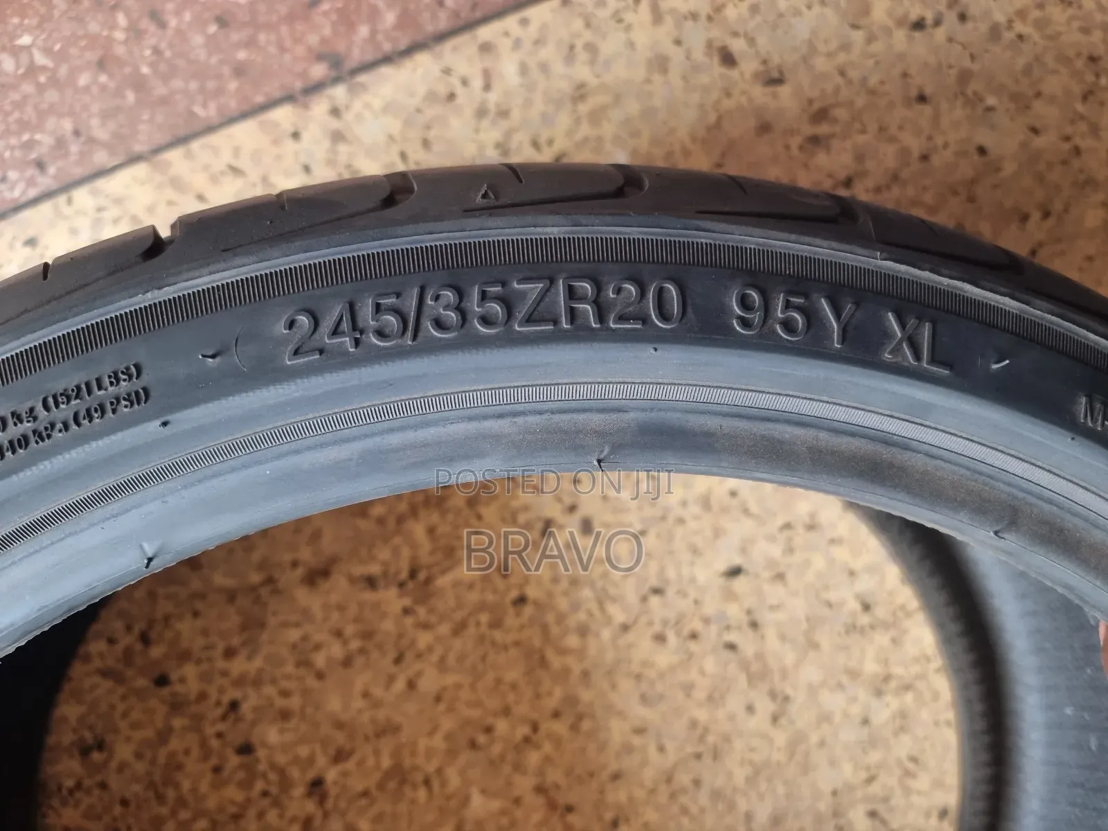 245/35r20 Forroad in Good Condition for Benz.