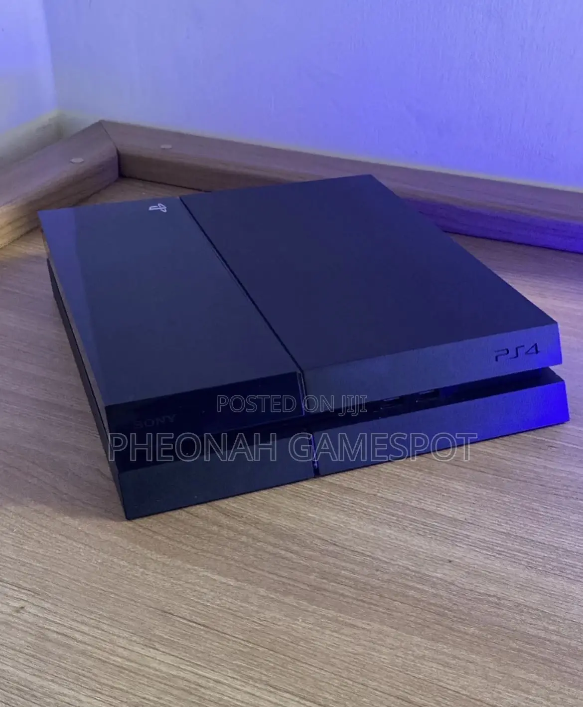 Ps4 Super Combo, Two Controllers, 14 Games Loaded, Strong Clarity.