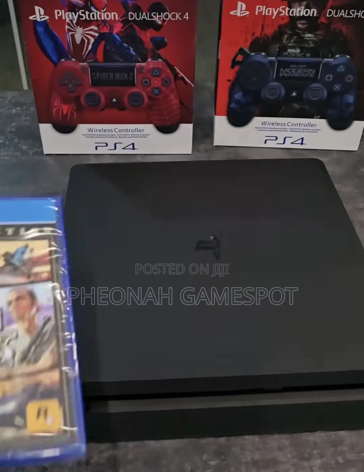 Ps4 Dynamic Edition, Two Controllers, 17 Games Loaded, Crisp Power.