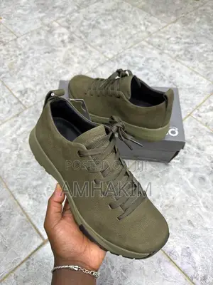 Classic Men's Super Leather Comfortable Ecco Sneakers In Stock