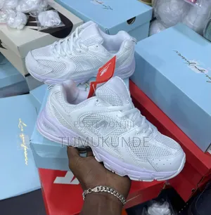 Original New Balance Ladies Shoe/Sneakers