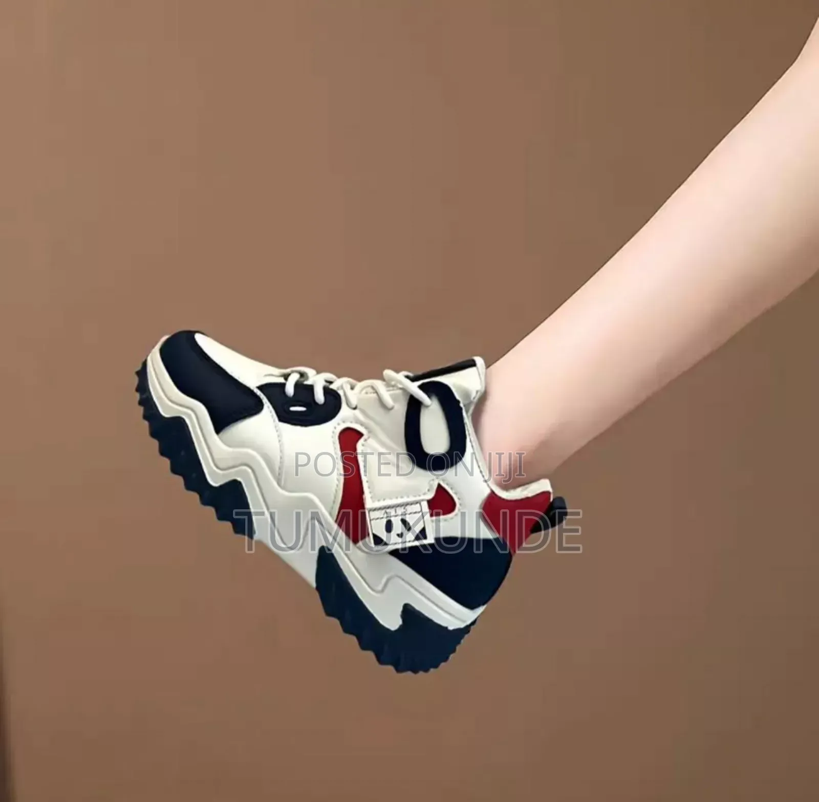 Classic Ladies Shoes /SNK