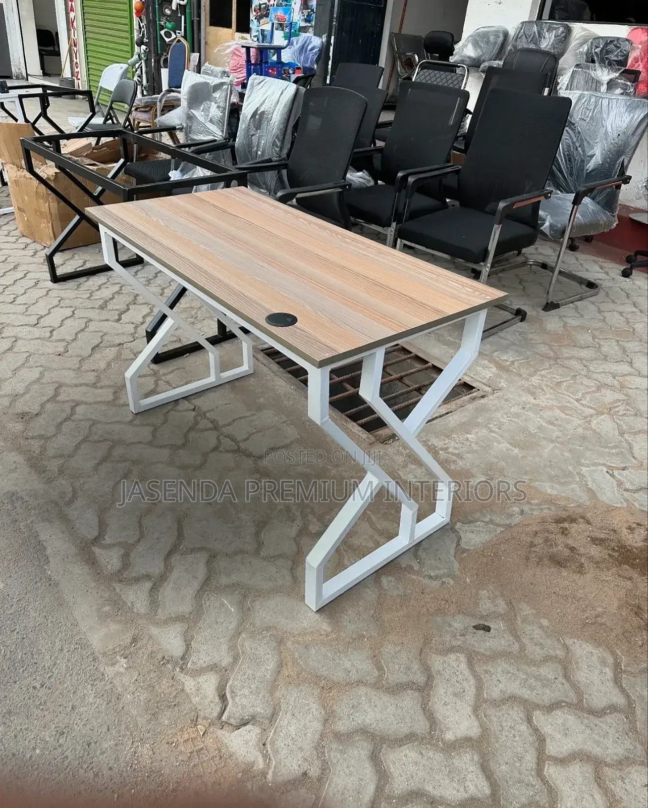 Office Tables/Workstation/Reading Desk/Wooden Office Desk