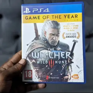 Own the Legend: The Witcher 3: Wild Hunt (Ps4 Cd)