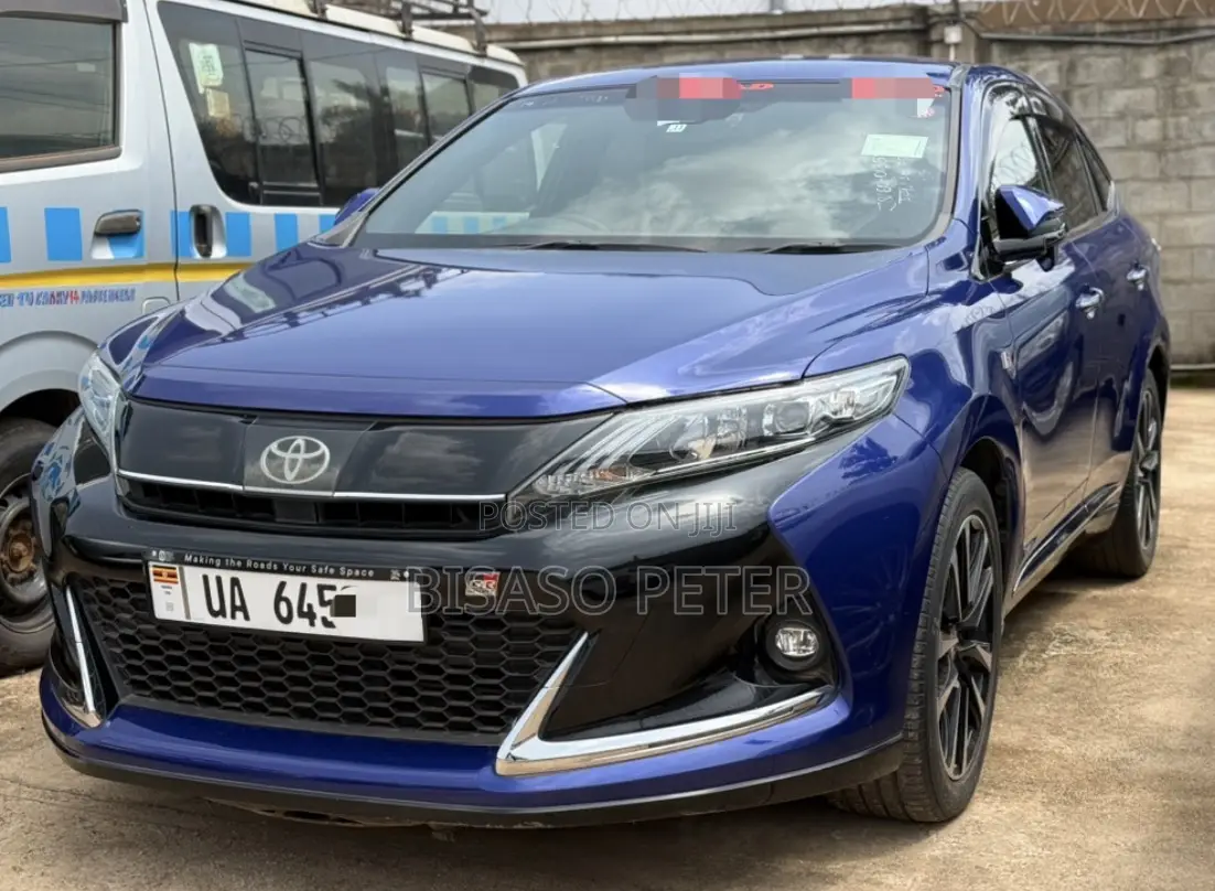 Toyota Harrier 2.0 2017 Blue
