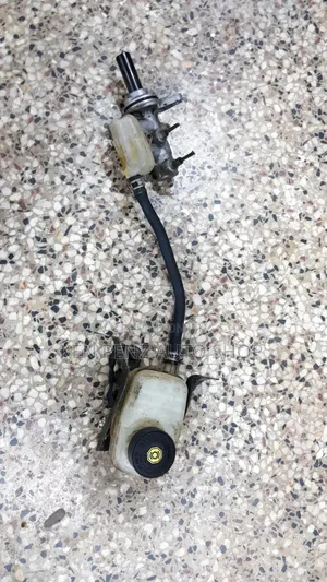 Toyota Noah 2010 Brake Master Cylinder