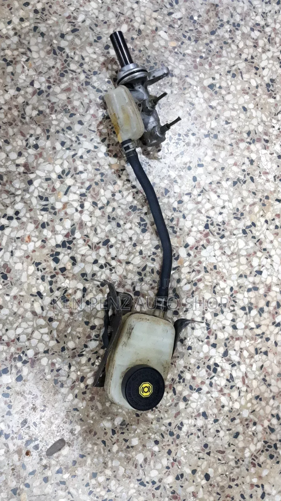 Toyota Noah 2010 Brake Master Cylinder