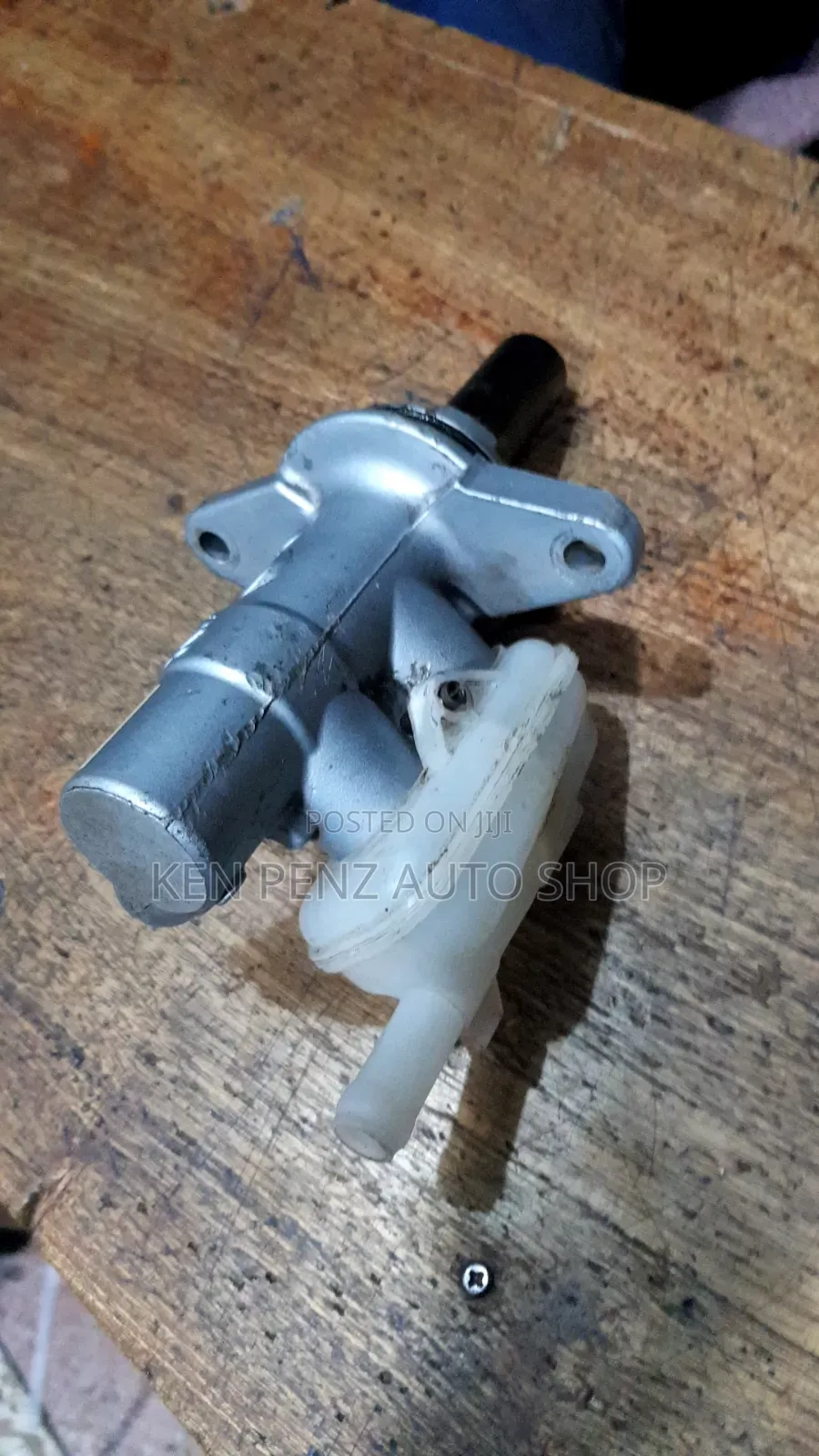 Toyota Noah 2010 Brake Master Cylinder