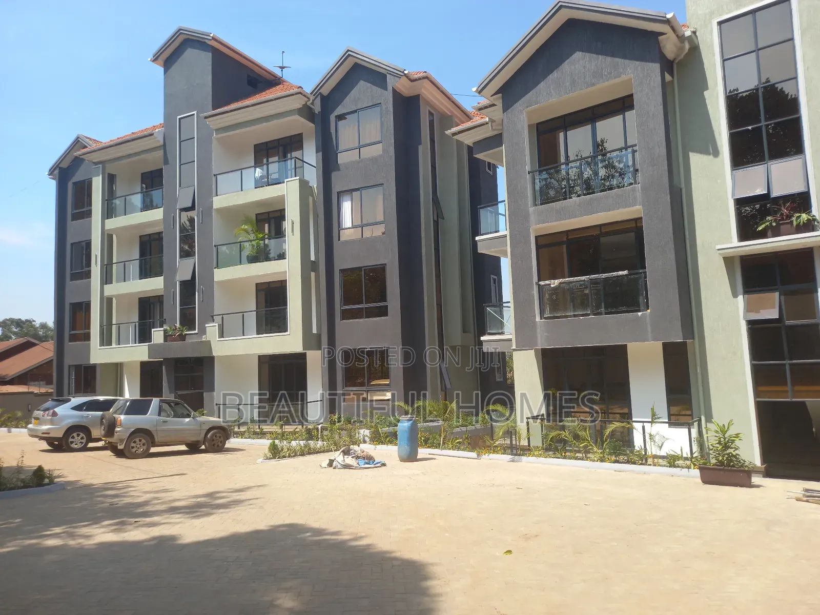 Furnished 2bdrm Block of Flats in Kisaasi, Nakawa for sale