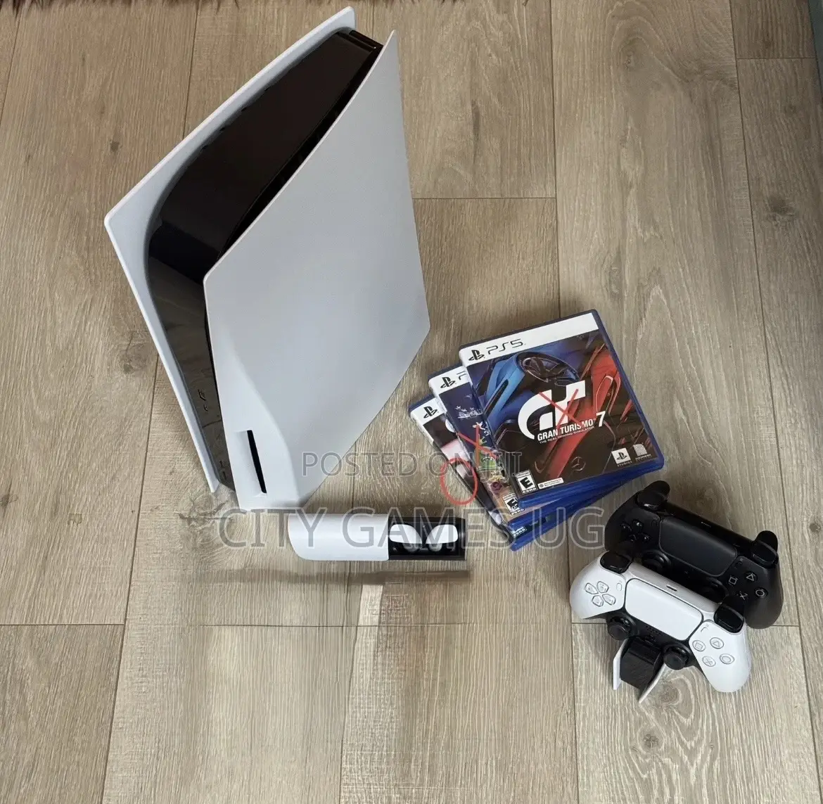 Sony Playstation 5 : Console, Controllers and Games