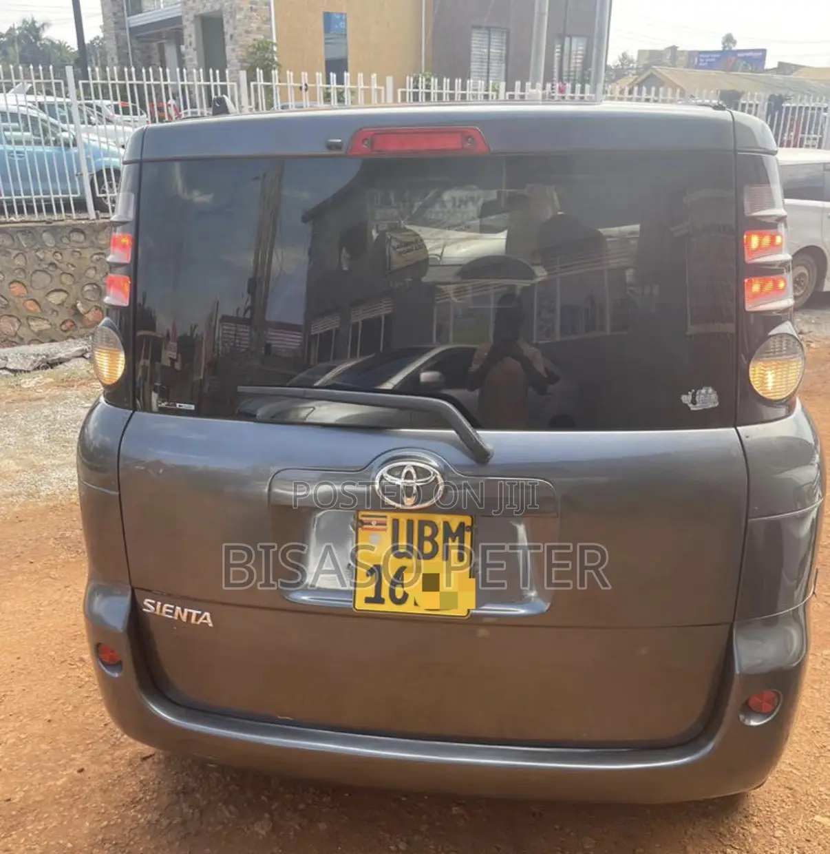Toyota Sienta 1.5 AWD 2008 Gray
