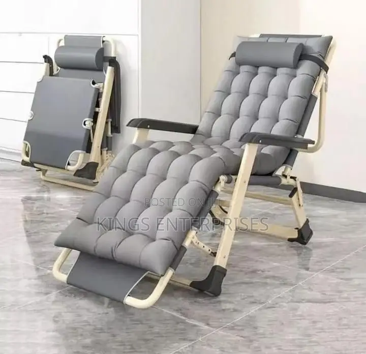 Portable Folding Lounge Chair With Head Rest