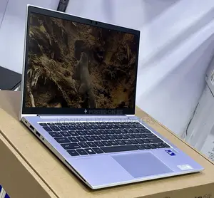 New Laptop HP EliteBook 830 G8 16GB Intel Core I7 SSD 512GB