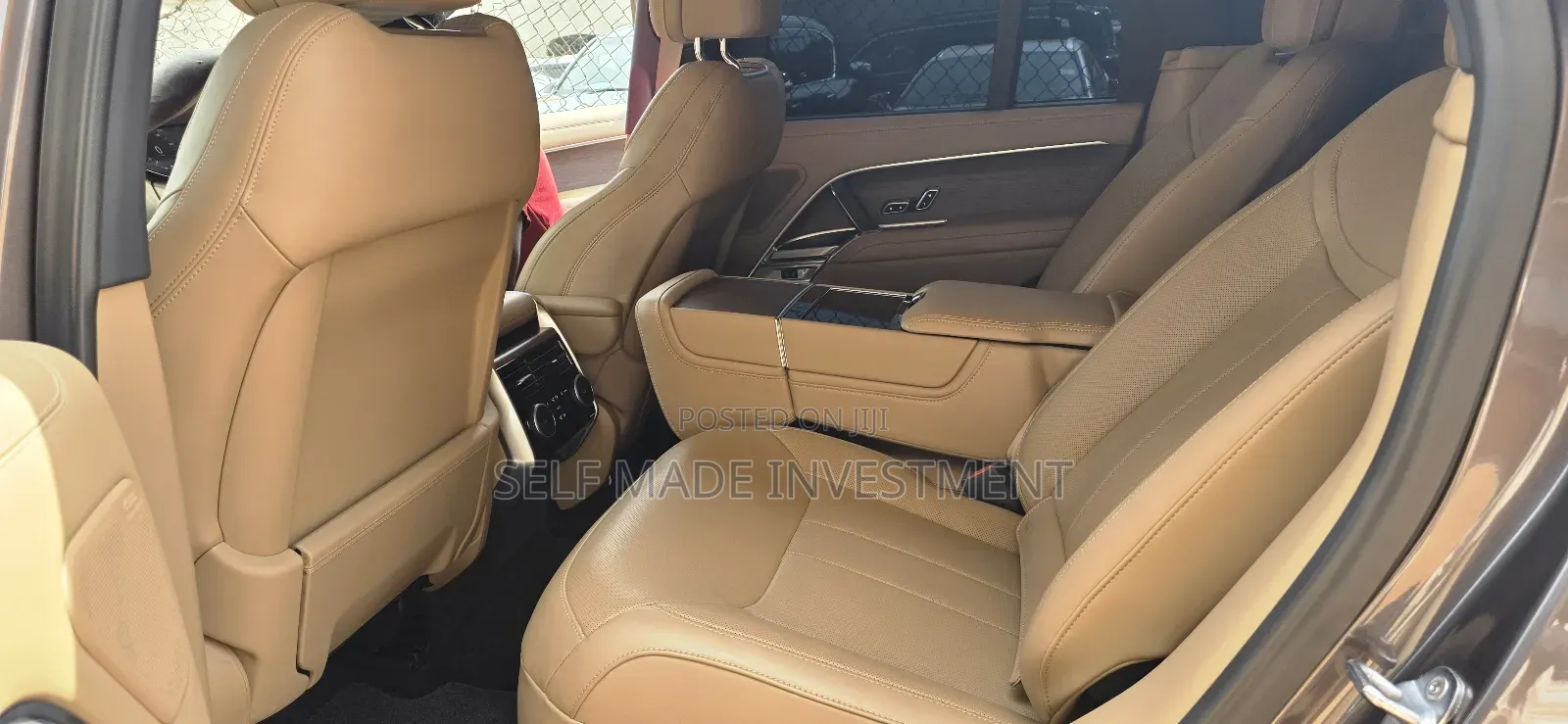 Land Rover Range Rover Evoque 2024 Gray