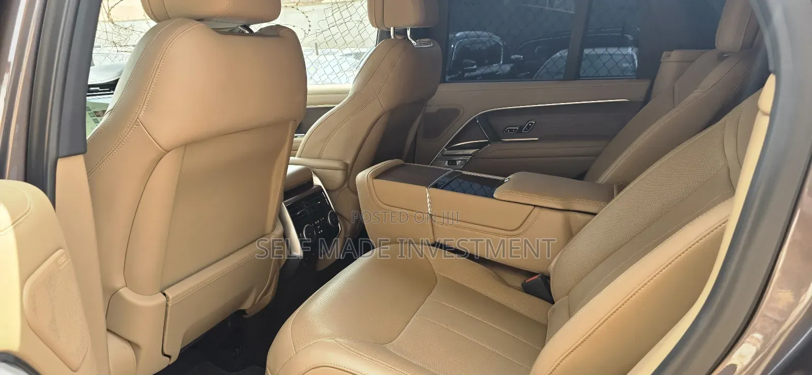 Land Rover Range Rover Evoque 2024 Gray