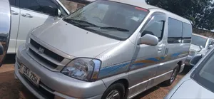 Toyota Regius 2003 Silver