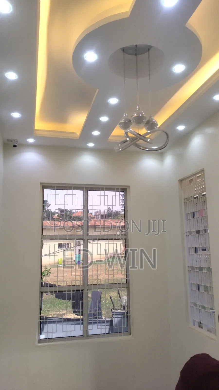 5bdrm House in Makindye for sale