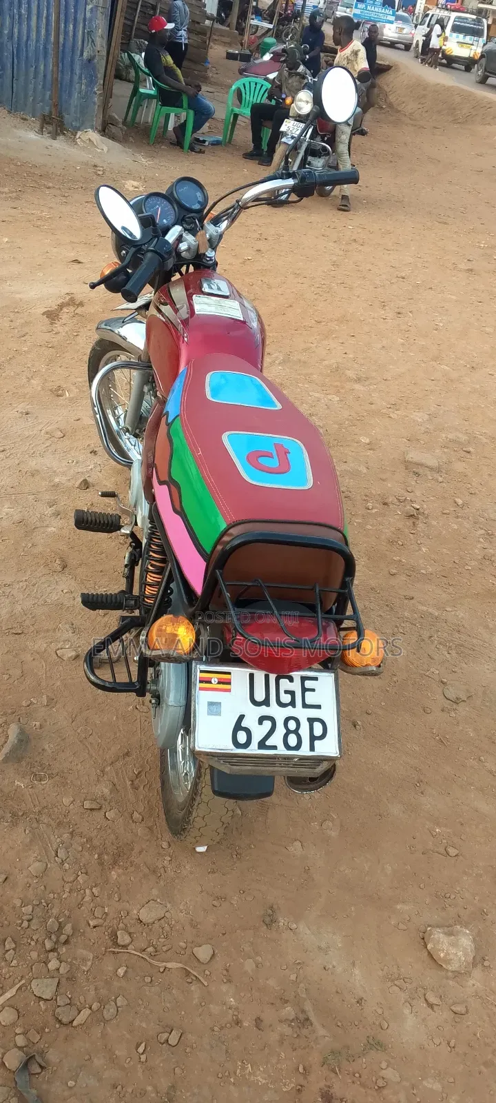 Bajaj Boxer 2024 Red