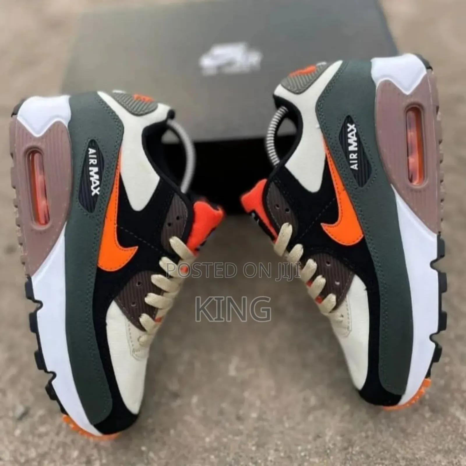 Nike Air Max 90. Black, Blue, White, Green.