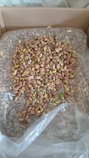 Unsalted Pistachio Nuts Without Shells (Per Kg)