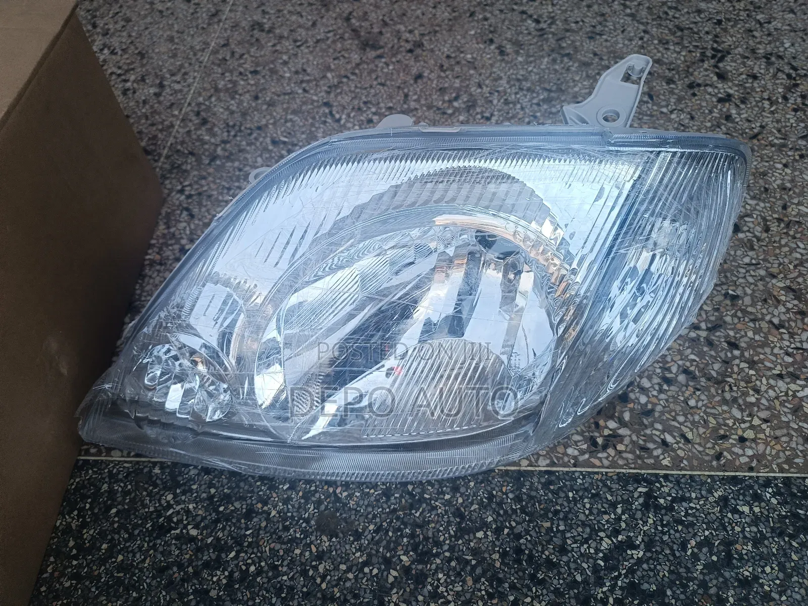 Brand New Headlamp Fielder 2005