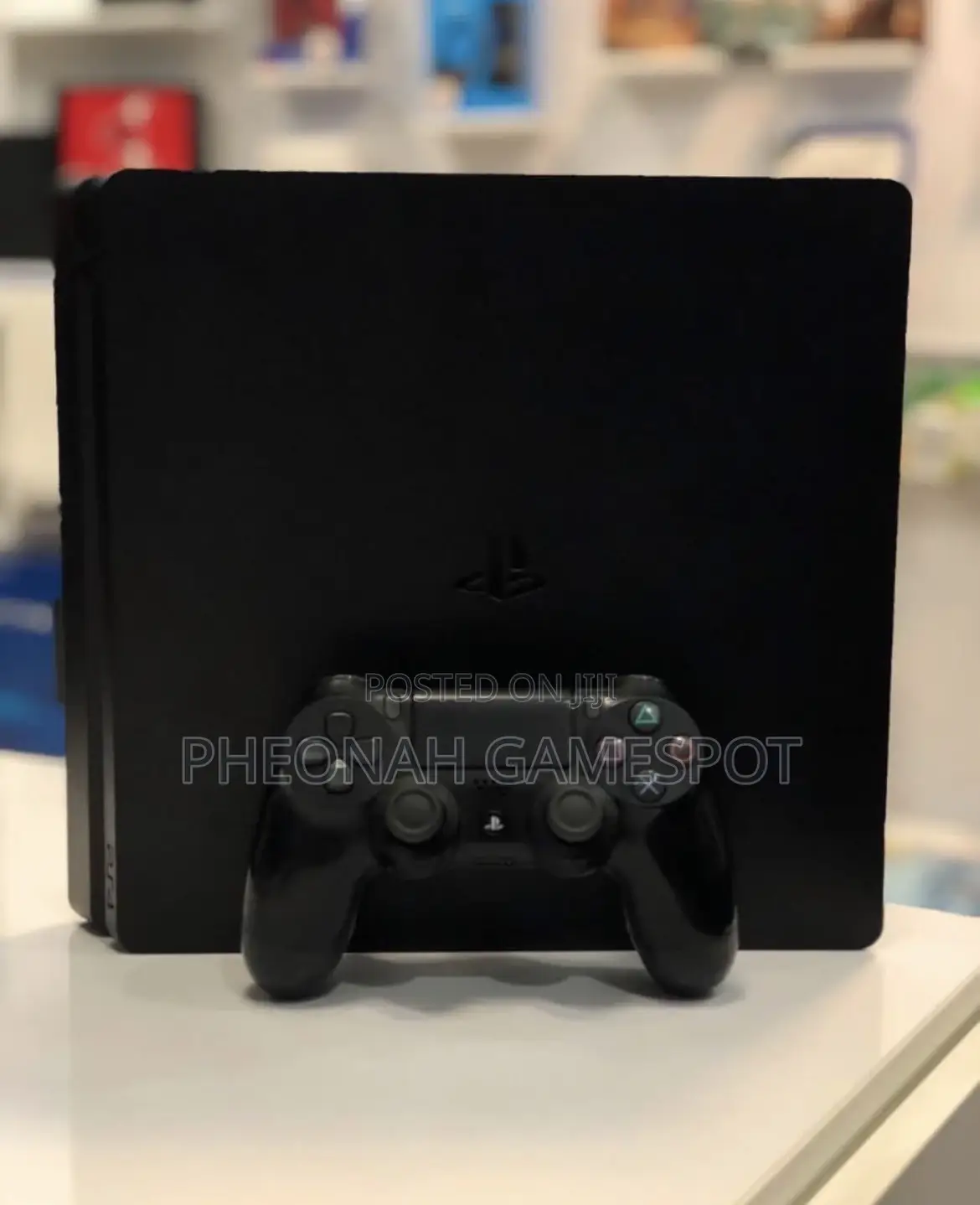 Ps4 Elite Combo With Two Controllers and 14 Games Set for Fast Action.