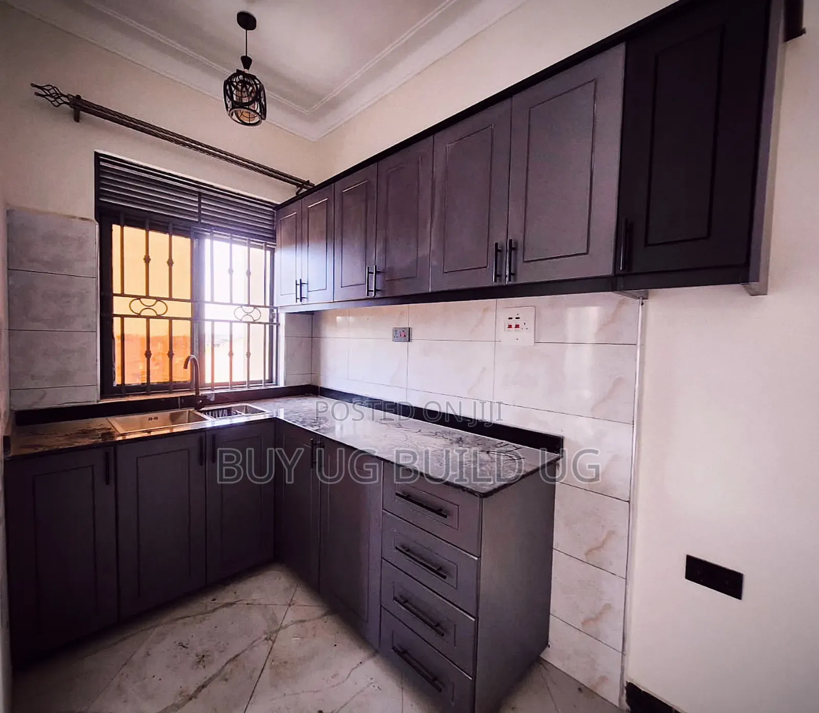 1bdrm Apartment in Kiwatule Kampala, Central Division for rent