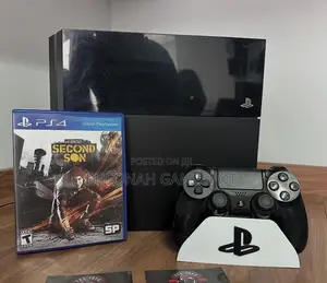 Ps4 All-Round Bundle, Two Controllers, 12 Games Loaded, Smooth Pace.