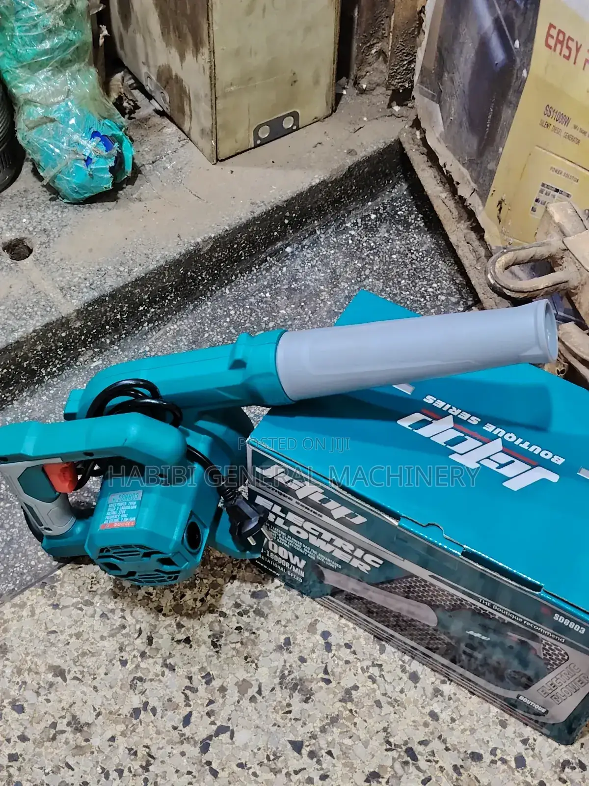 Electric Blower(700w)
