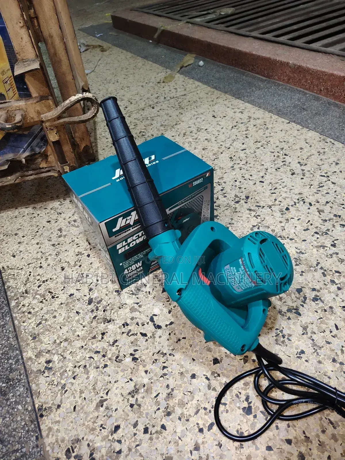 Blower Electric (420 Watts)