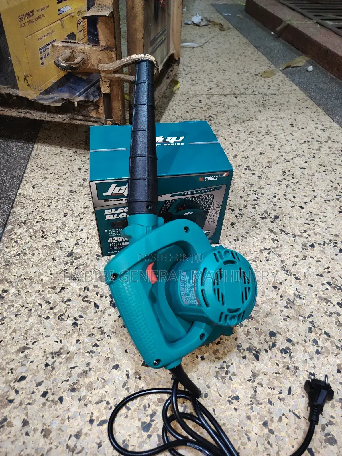 Blower Electric (420 Watts)