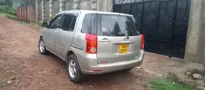 Toyota Raum 1.5 AWD 2003 Silver