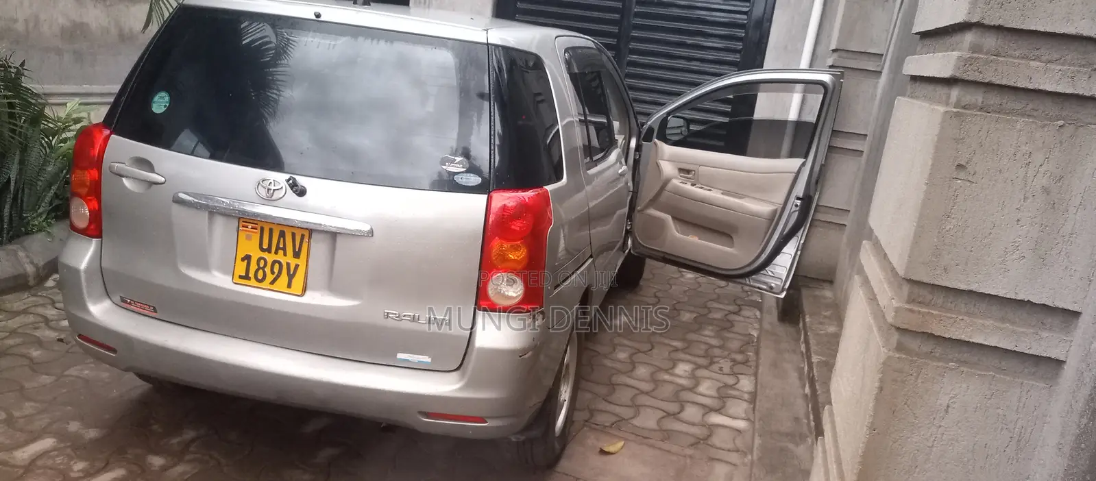 Toyota Raum 1.5 AWD 2003 Silver