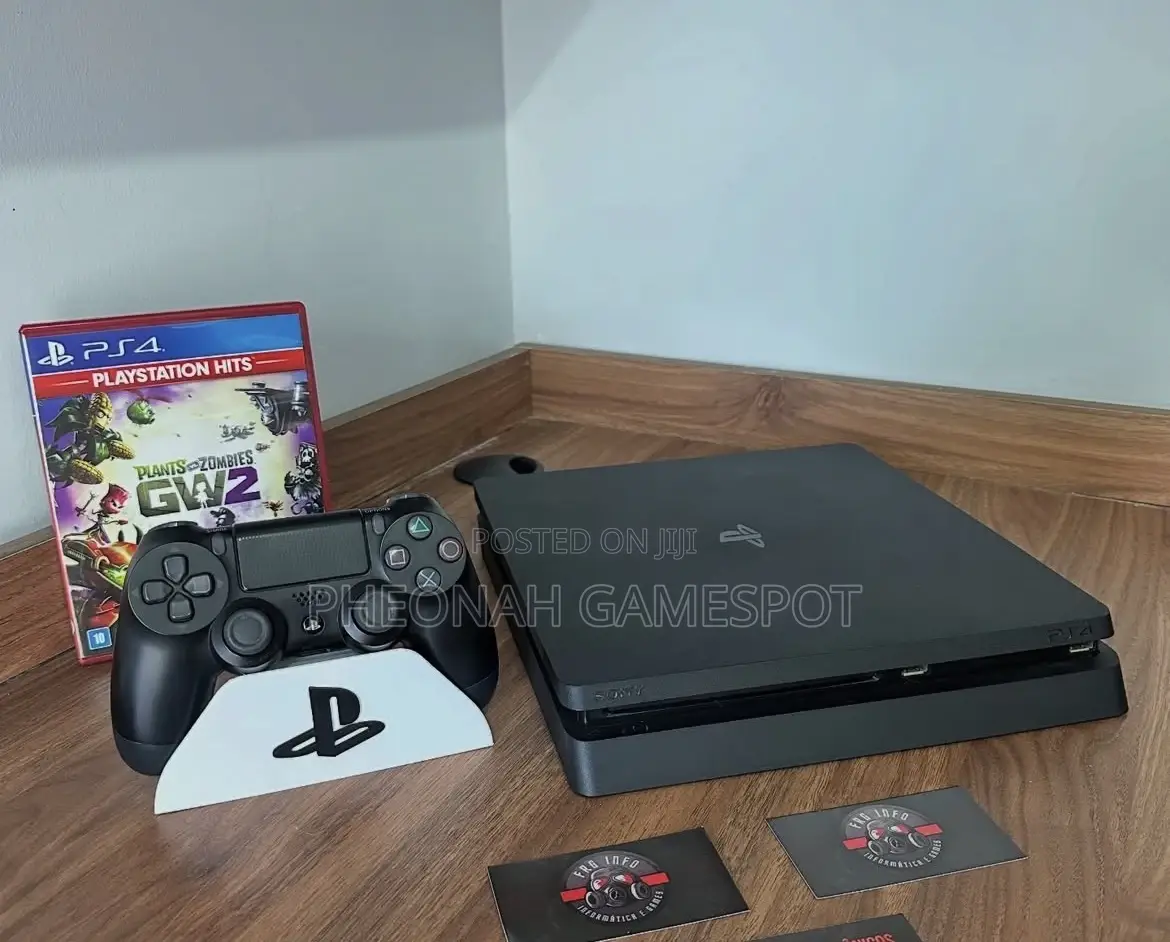 Ps4 Rapid Clarity Duo, Two Controllers, 14 Games Loaded, Fast Motion.